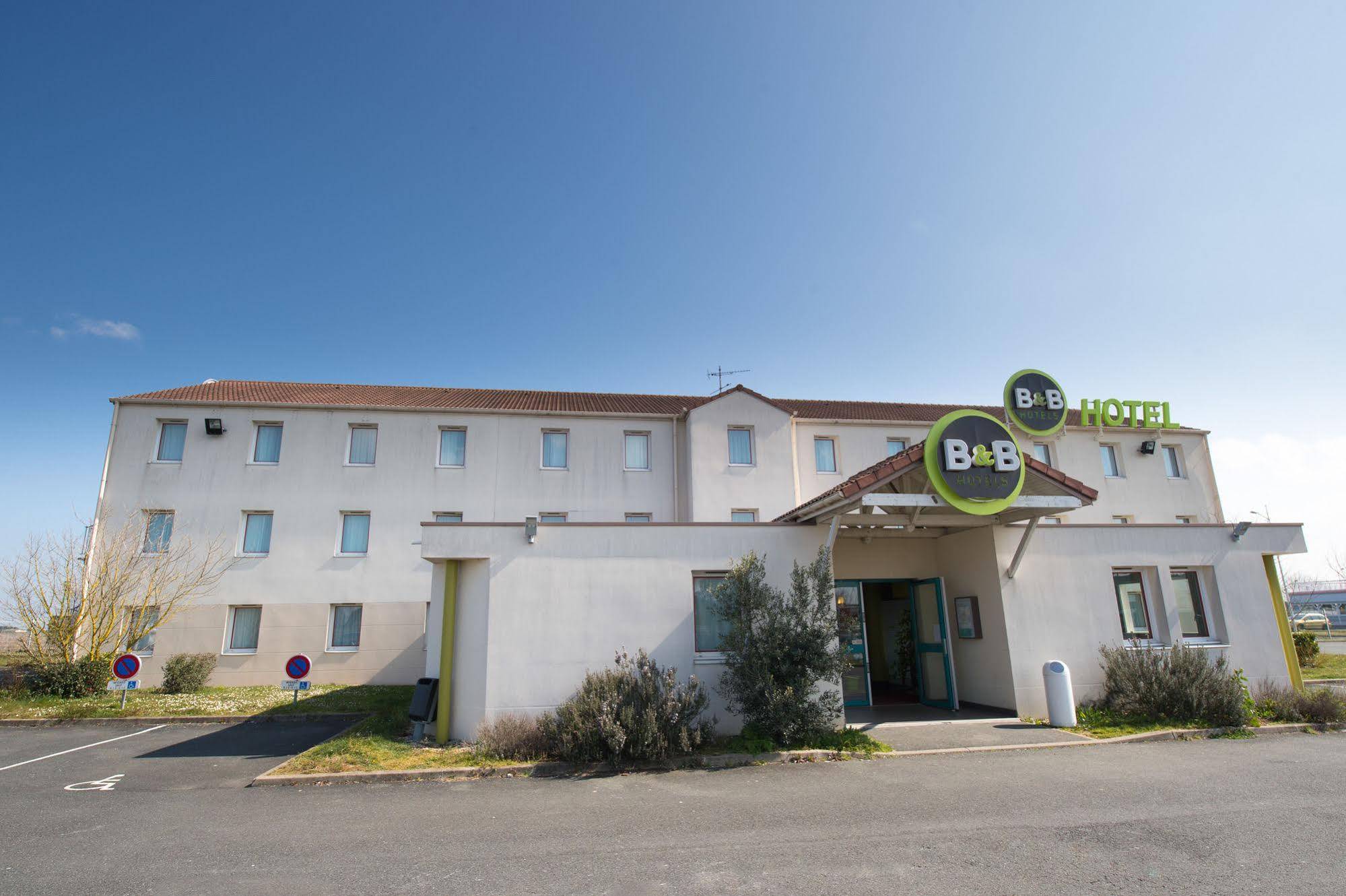 B&B Hotel Châtellerault Exterior foto
